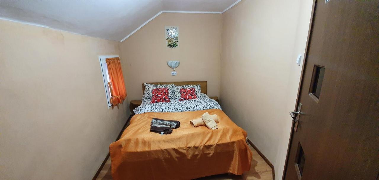 Bed and Breakfast Balla House Tărcaia Exterior foto