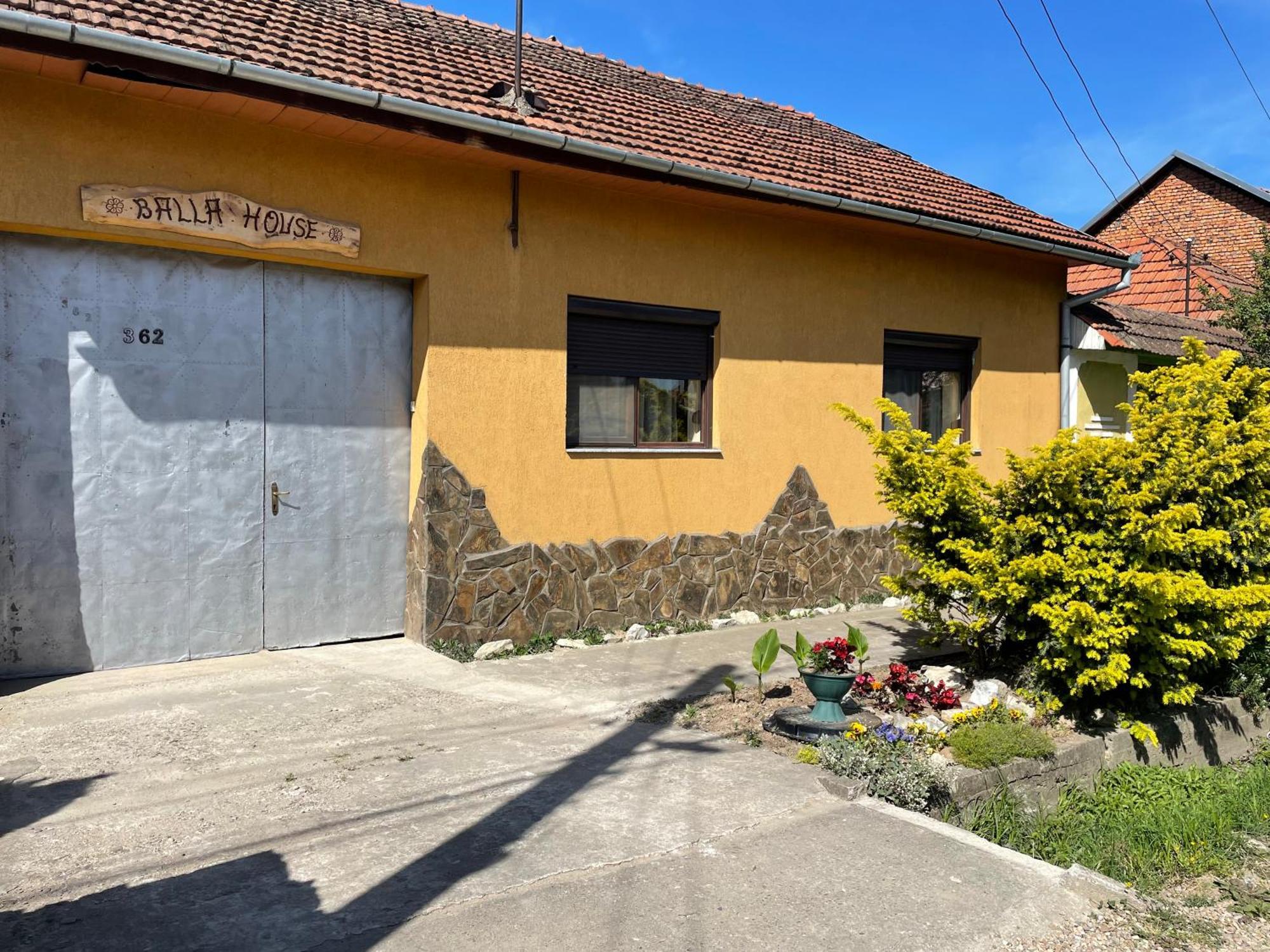 Bed and Breakfast Balla House Tărcaia Exterior foto