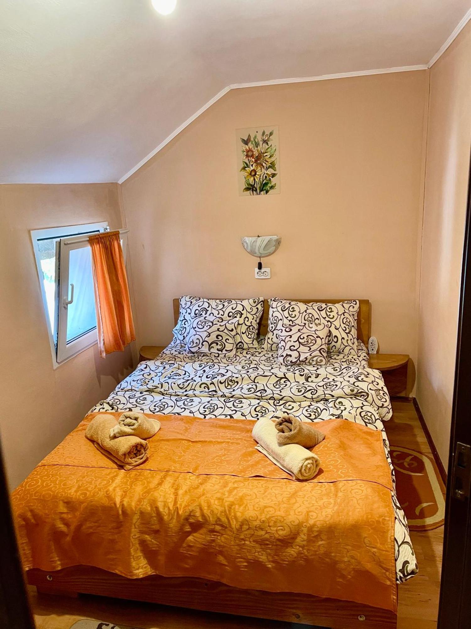 Bed and Breakfast Balla House Tărcaia Exterior foto